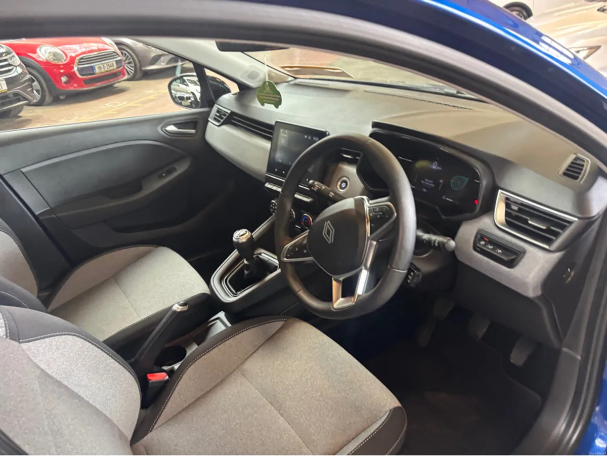 Renault Clio EQUILIBRE TCE90 GSR2 5DR - Image 5