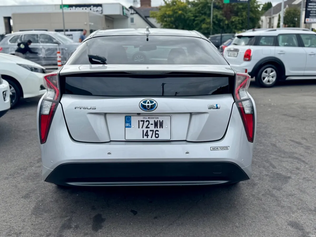 Toyota Prius DAA-ZVW50 5DR AUTO - Image 6