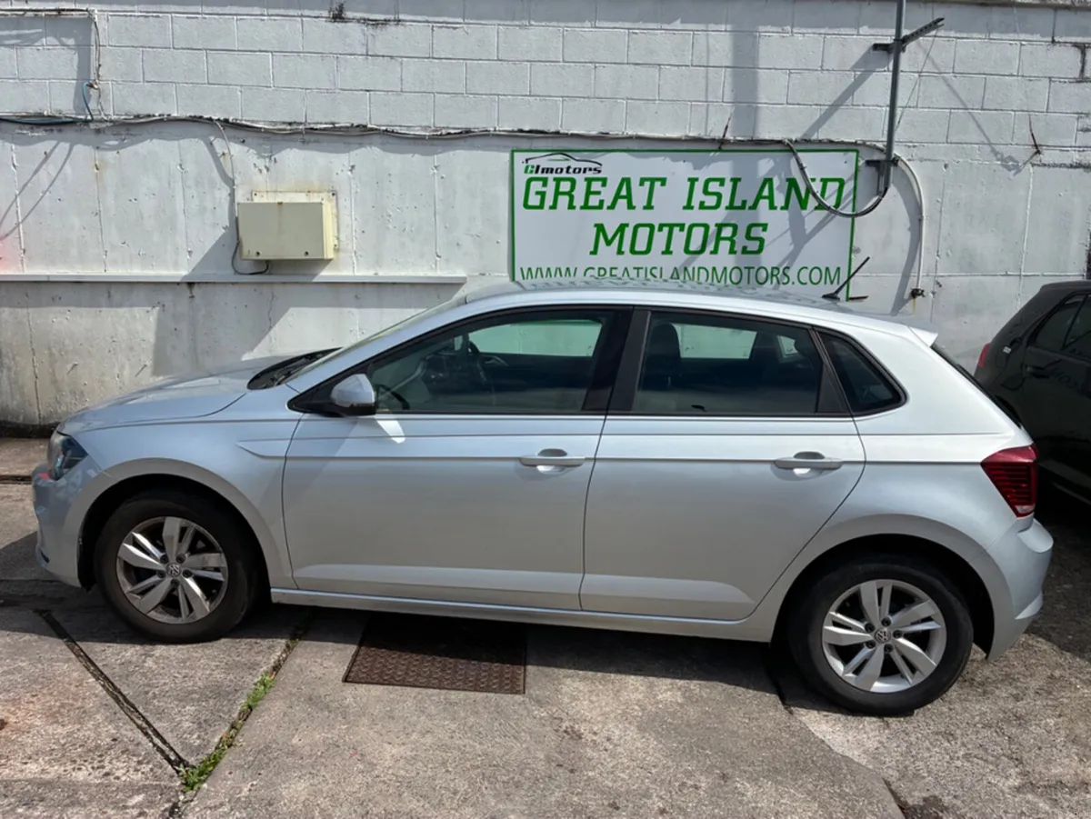 Volkswagen Polo LE 1.0 MANUAL 5SPEED 65HP 5DR - Image 6