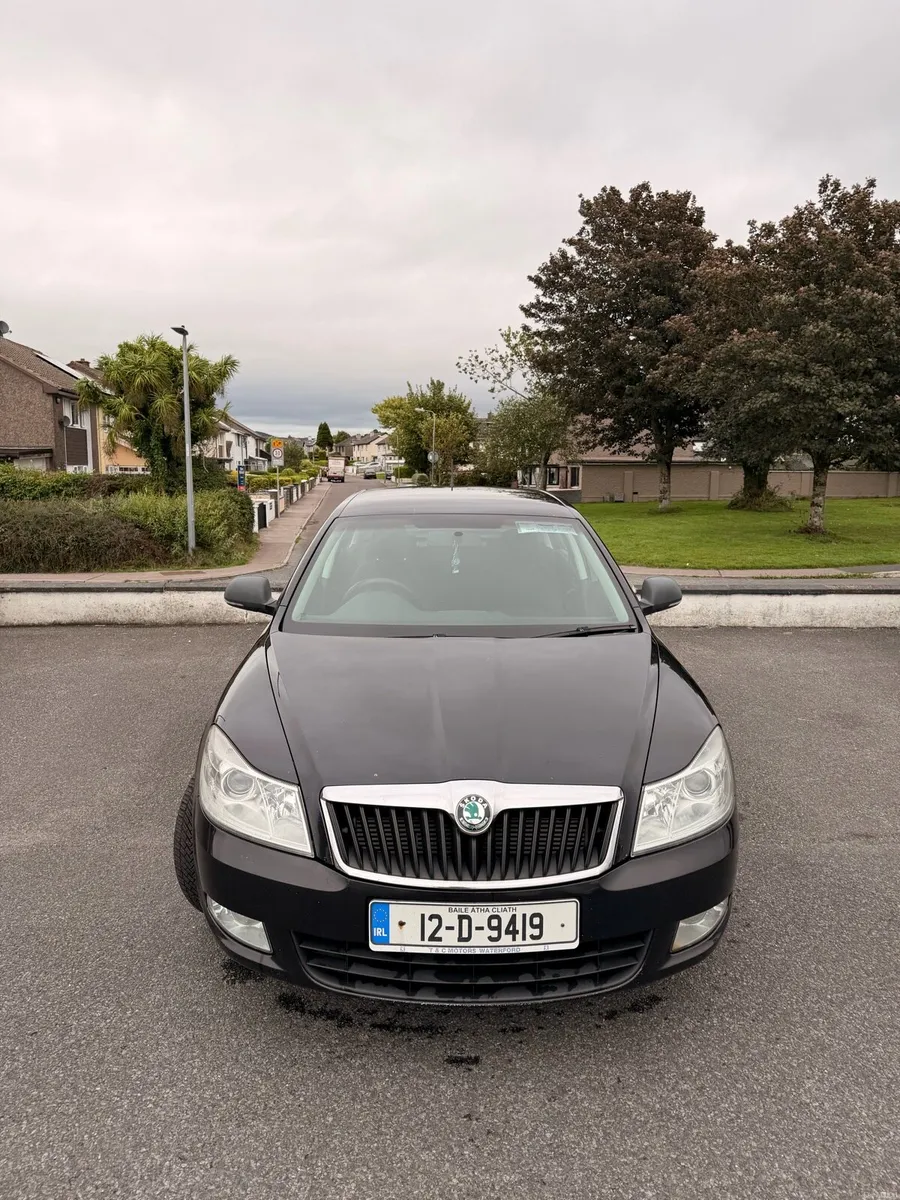skoda octacia 2012 very good conditions - Image 2