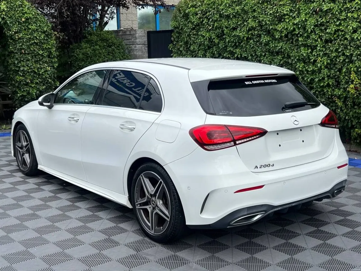 Mercedes-Benz A-Class A200d AMG-LINE PREMIUM + // - Image 5