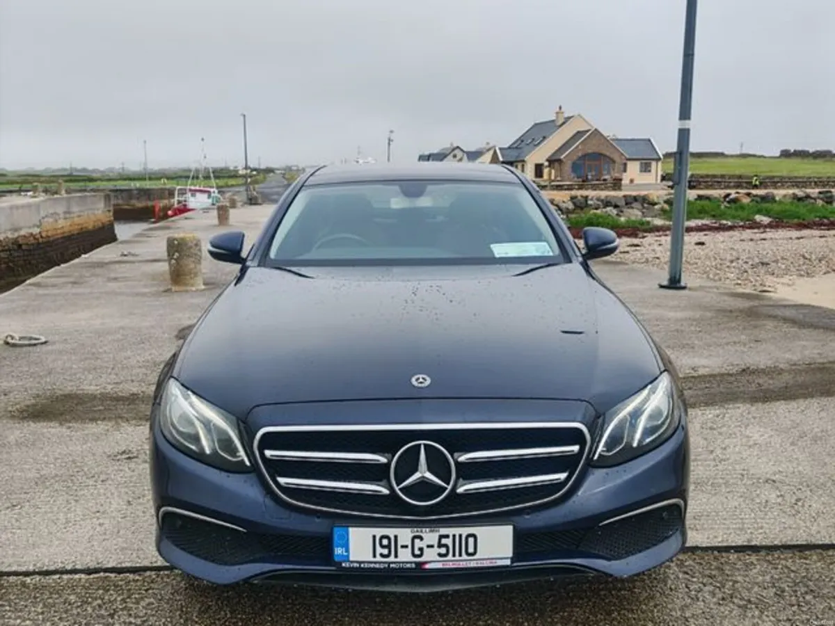 Mercedes-Benz E-Class D SE Premium 4DR Auto - Image 2