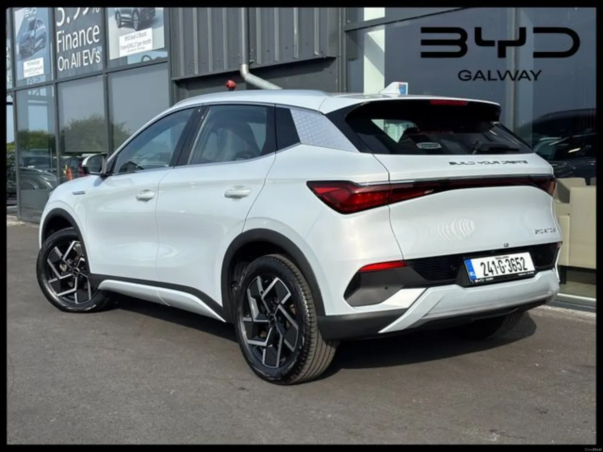 BYD ATTO 3 Design 60.5kWh - Image 2
