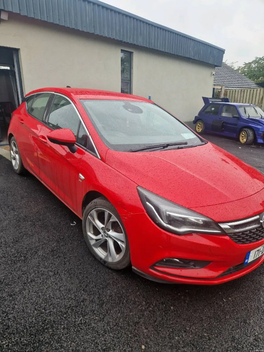 2017 Opel Astra - Image 4