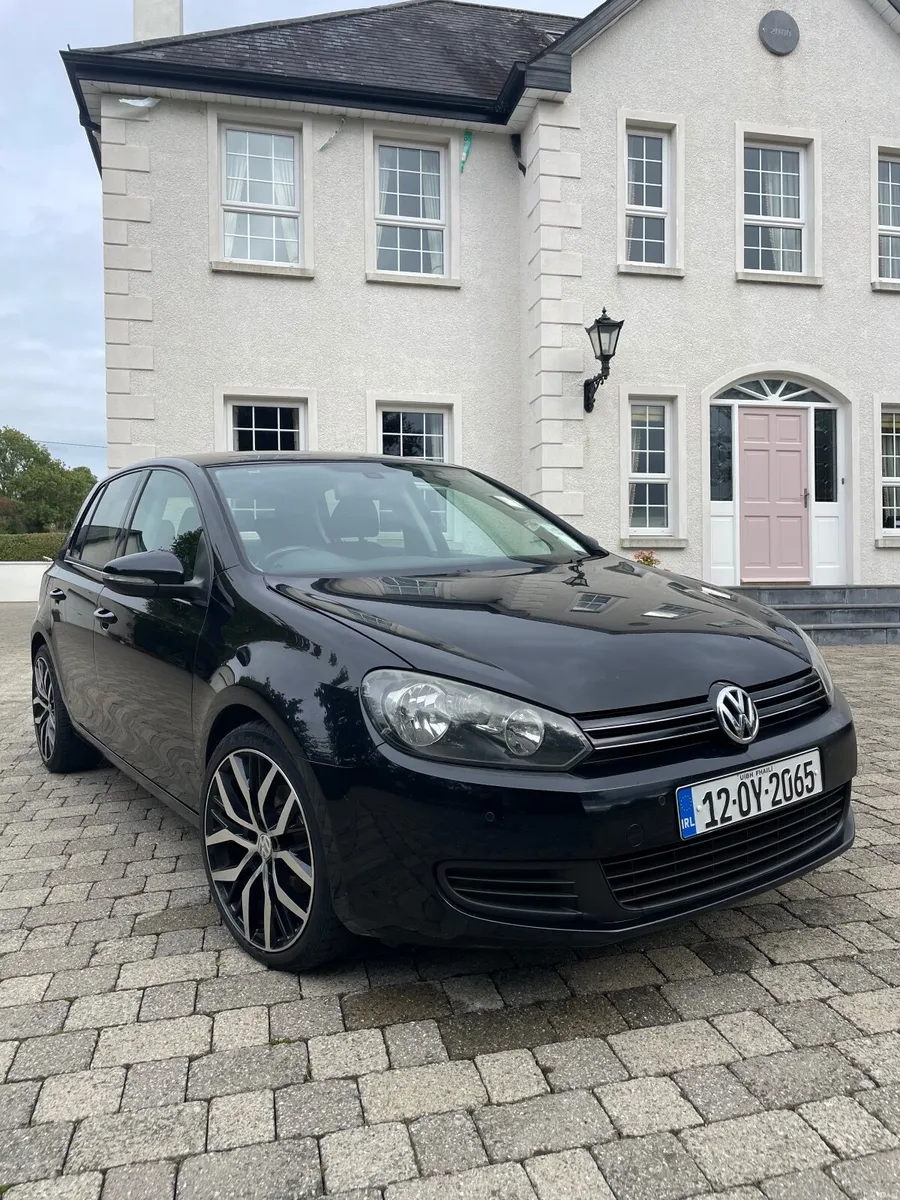 Volkswagen Golf 2012 - Image 1