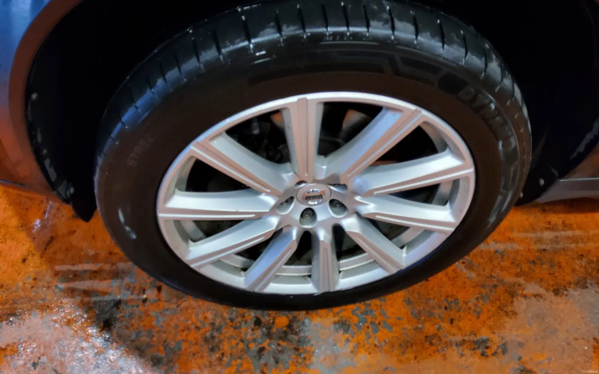 Volvo XC90 2018 - Image 4