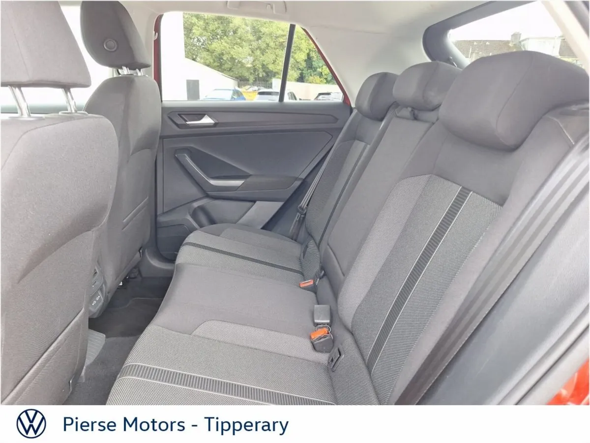 Volkswagen T-Roc 1.0 TSI 110HP Life Plus - Image 6