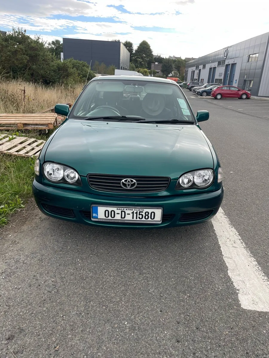 Toyota Corolla - Image 2