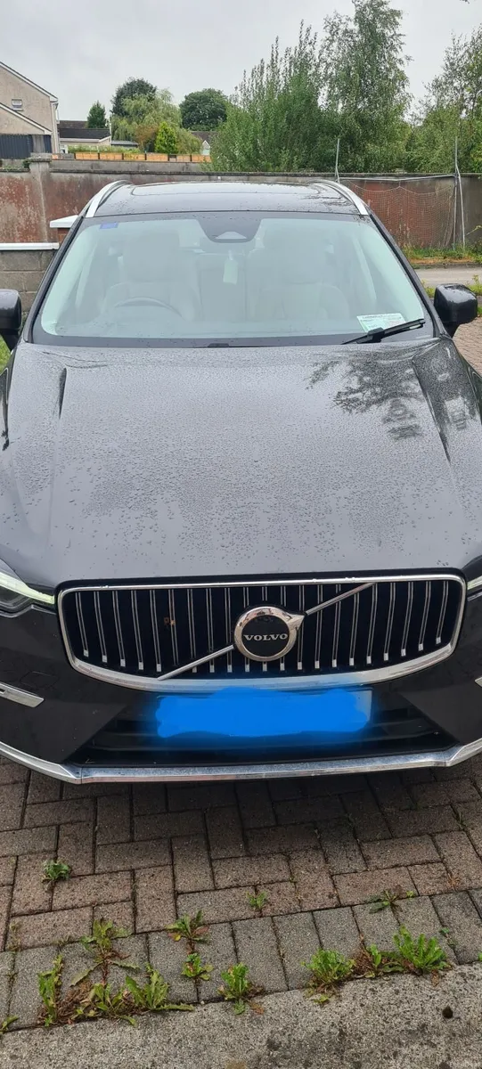 Volvo XC60 2022 - Image 3