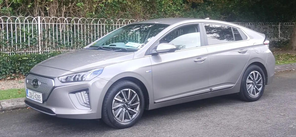 Hyundai IONIQ 2020 38KW EV PREMIUM AUTO 5dr - Image 2