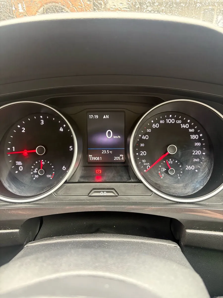 Volkswagen Tiguan 182 - Image 4
