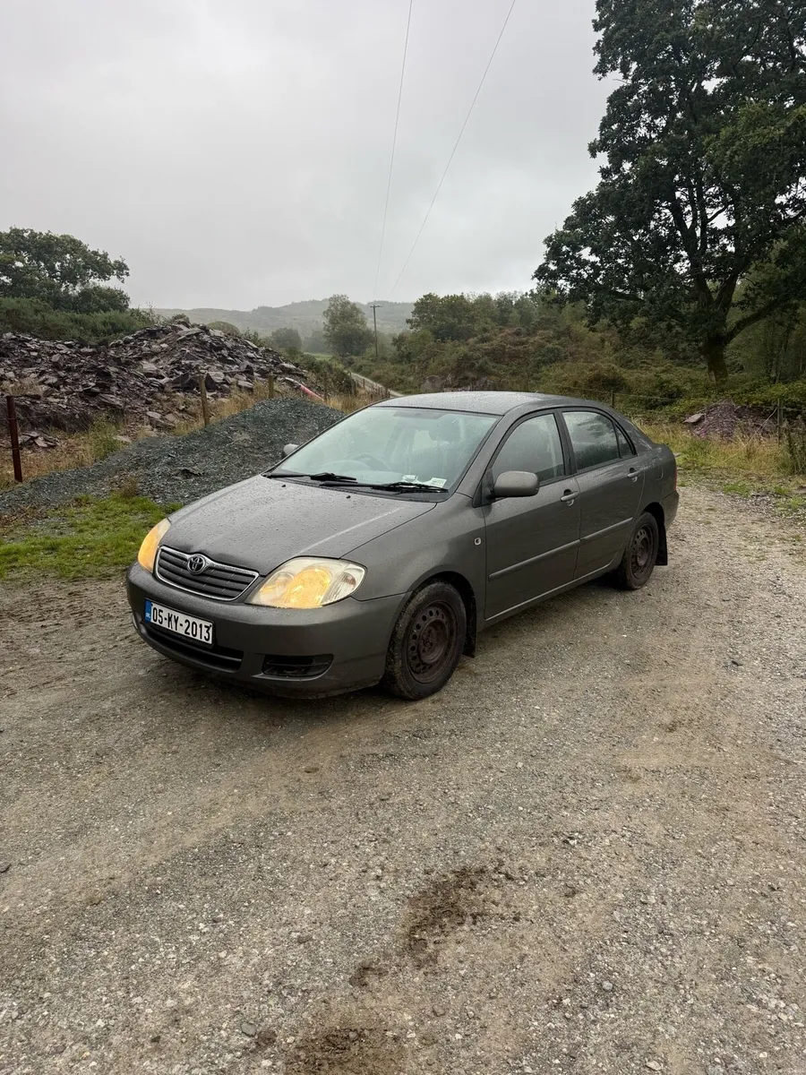 Toyota Corolla - Image 2