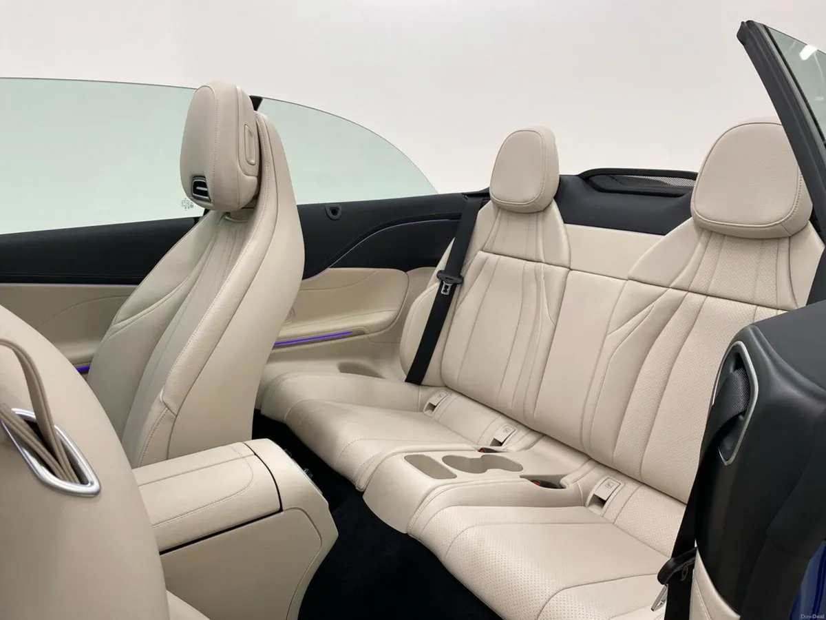Mercedes-Benz CLE CLE 220 D CABRIOLET AMG LINE+ - Image 4