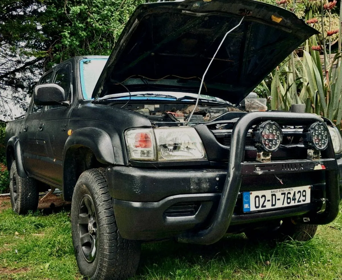 Toyota Hilux - Image 1