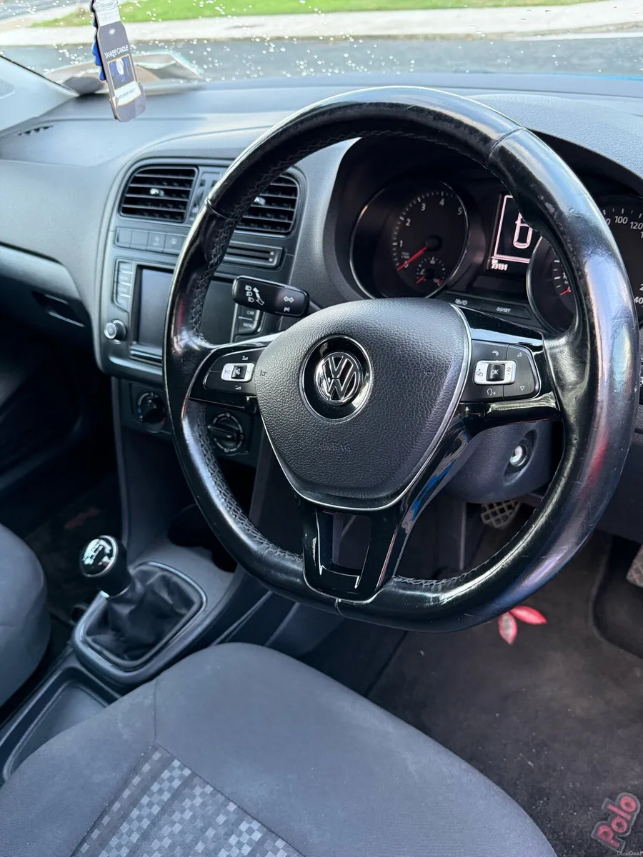 Volkswagen polo blue motion - Image 4