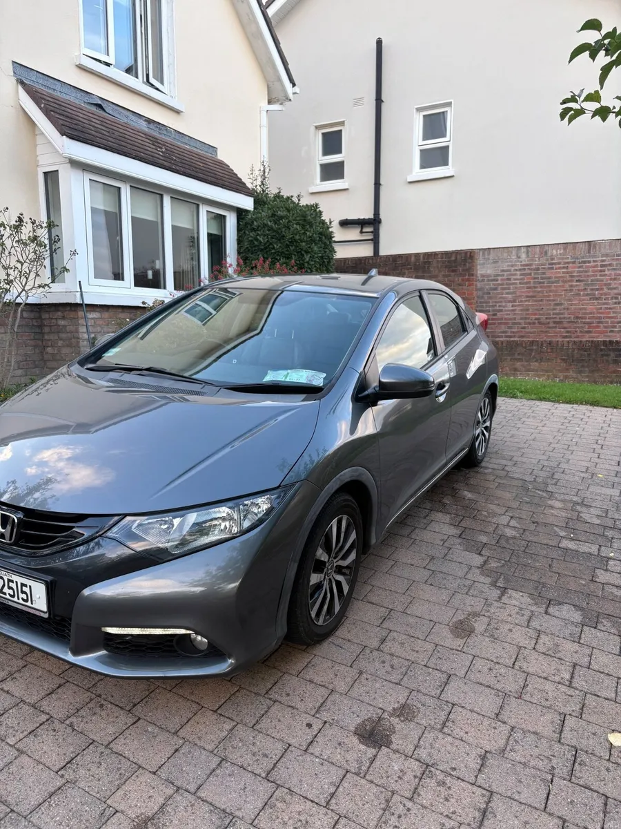 2013 Honda Civic EX 2.2 diesel - Image 2