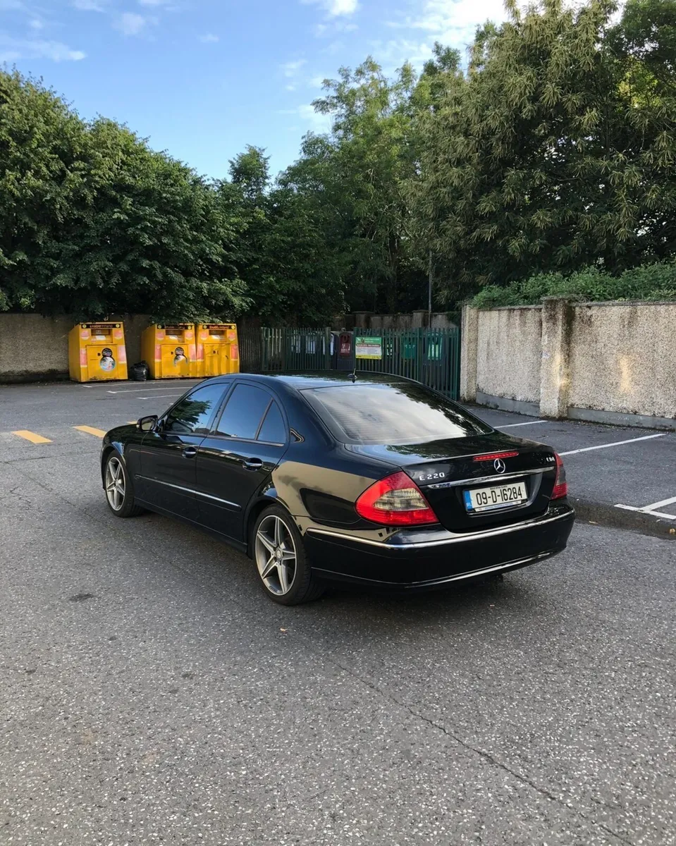 Mercedes Benz w211 e220 cdi nct 09/27 - Image 3