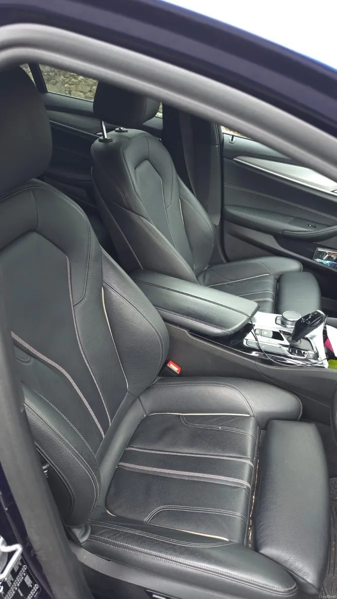 BMW 5-Series 2019 - Image 5