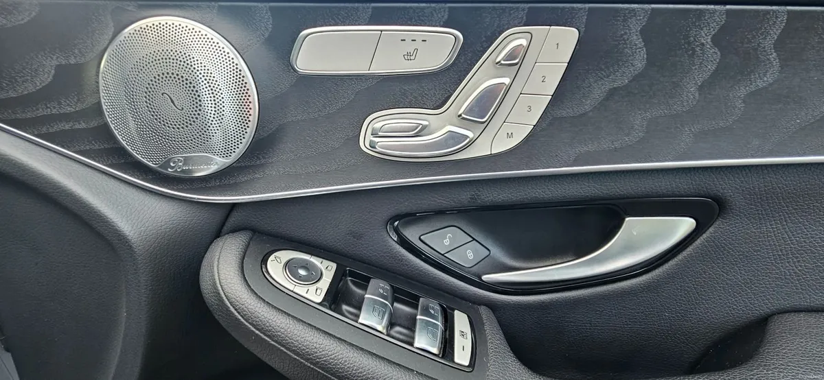 2016 Mercedes-Benz GLC 220d 4MATIC Sport Premium - Image 6