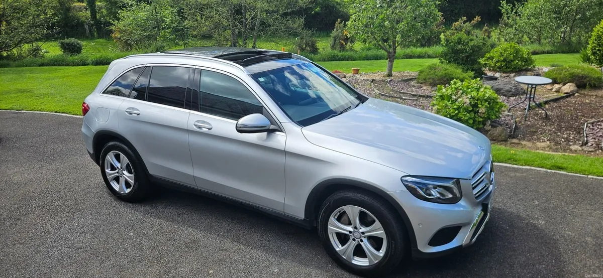 2016 Mercedes-Benz GLC 220d 4MATIC Sport Premium - Image 1