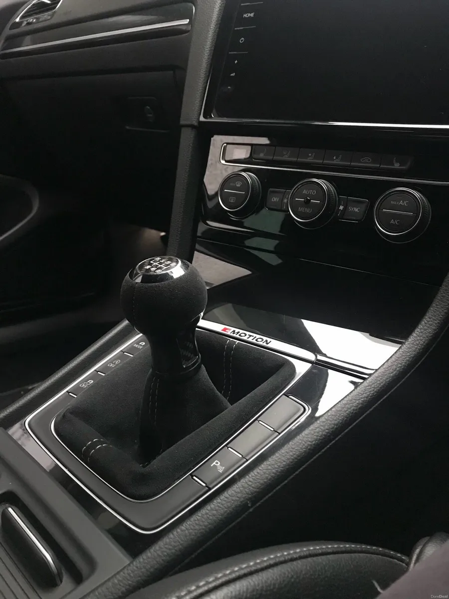 Volkswagen Golf R MK7 2.0 - Image 6