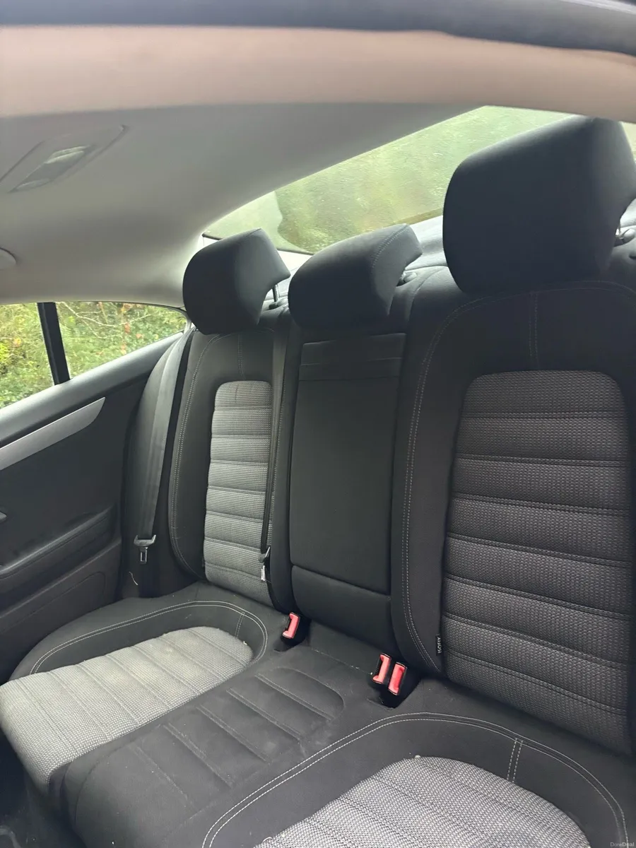 Volkswagen Passat CC - Image 5