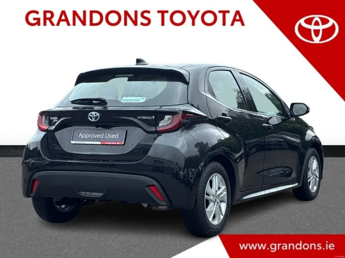 Toyota Yaris HYBRID LUNA - LOW MILEAGE - GRANDONS - Image 2