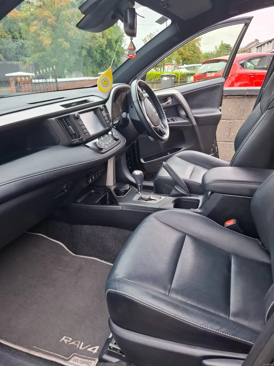 Toyota RAV4 2019 - Image 6