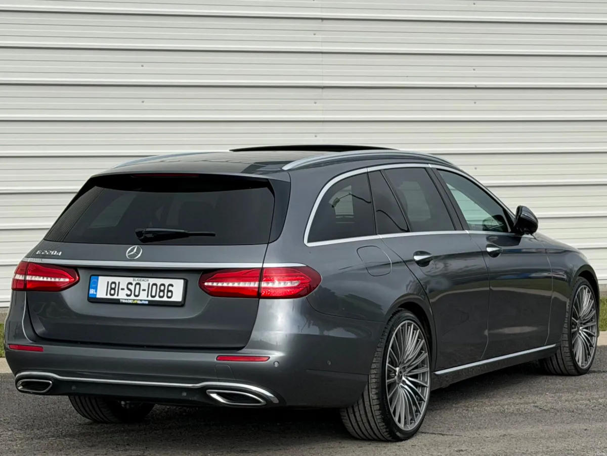 Mercedes E220d PREMIUM PLUS - Image 5