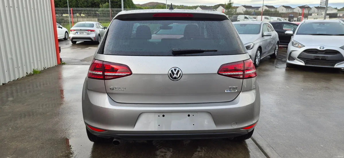 Volkswagen Golf auto comfortline+ 1.2 dsg low kms - Image 5