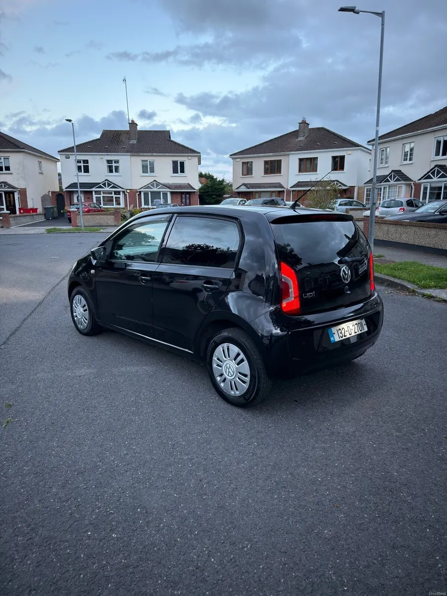 2013 Volkswagen Up! Automatic - Image 3