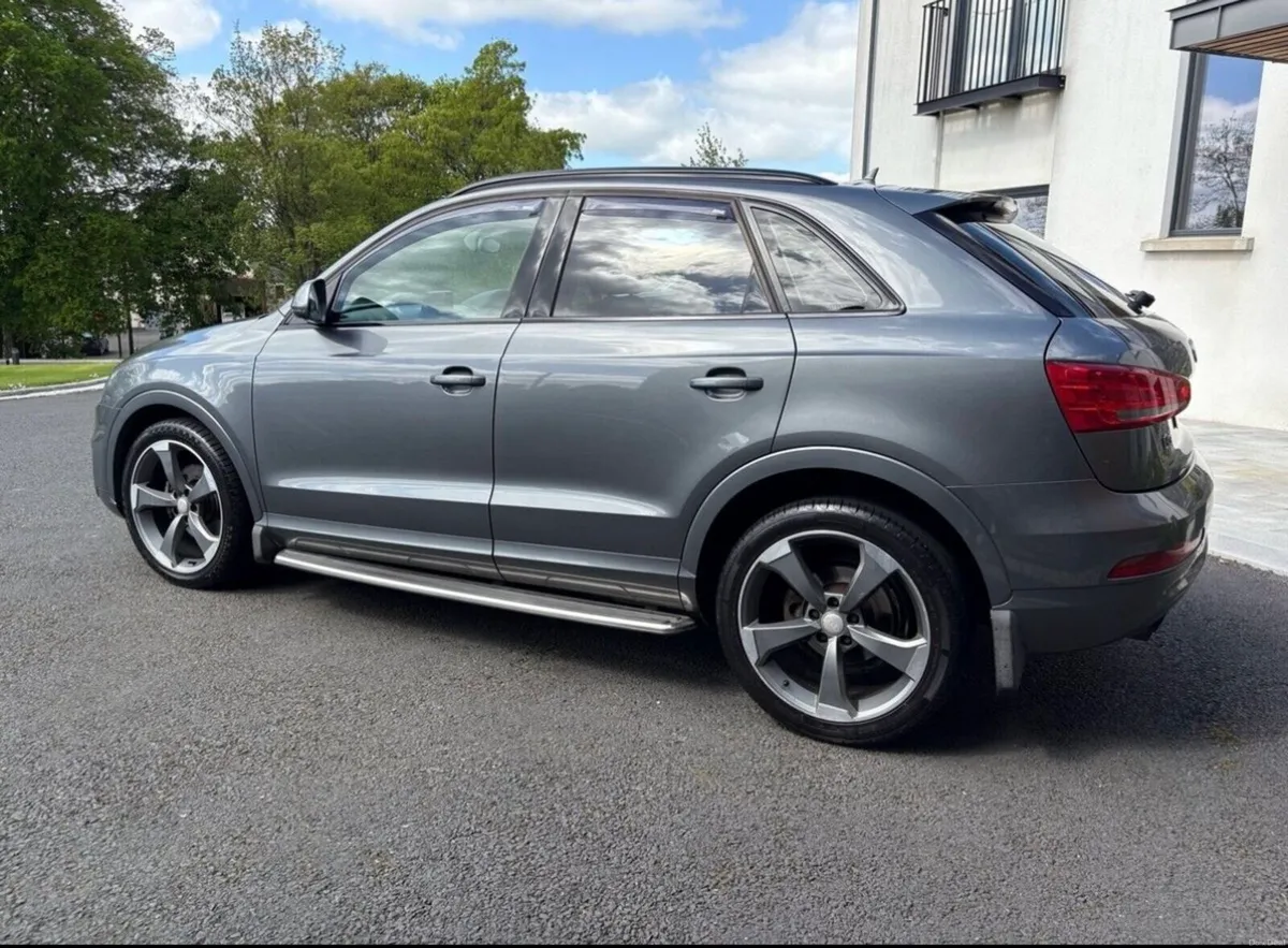 Audi Q3 Quattro Black Edition - Image 2