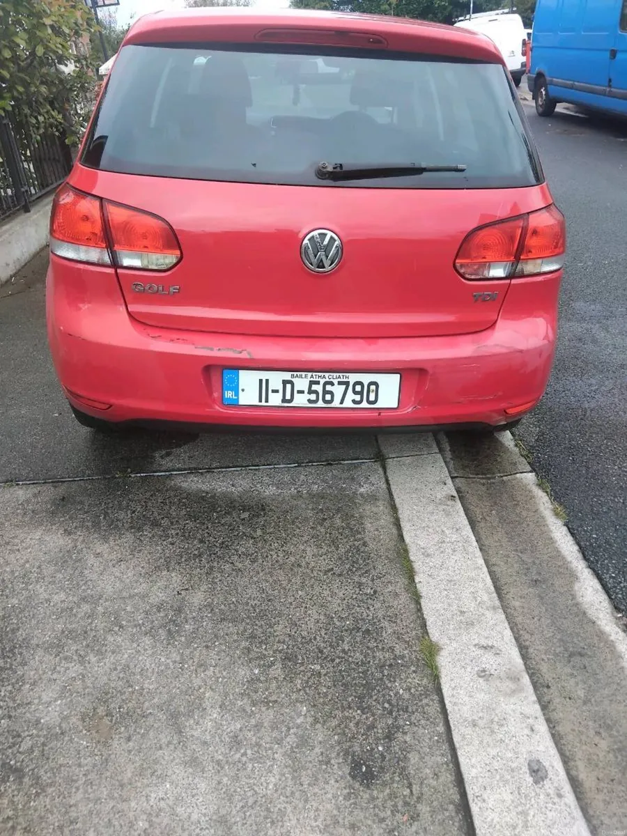 Volkswagon golf - Image 4