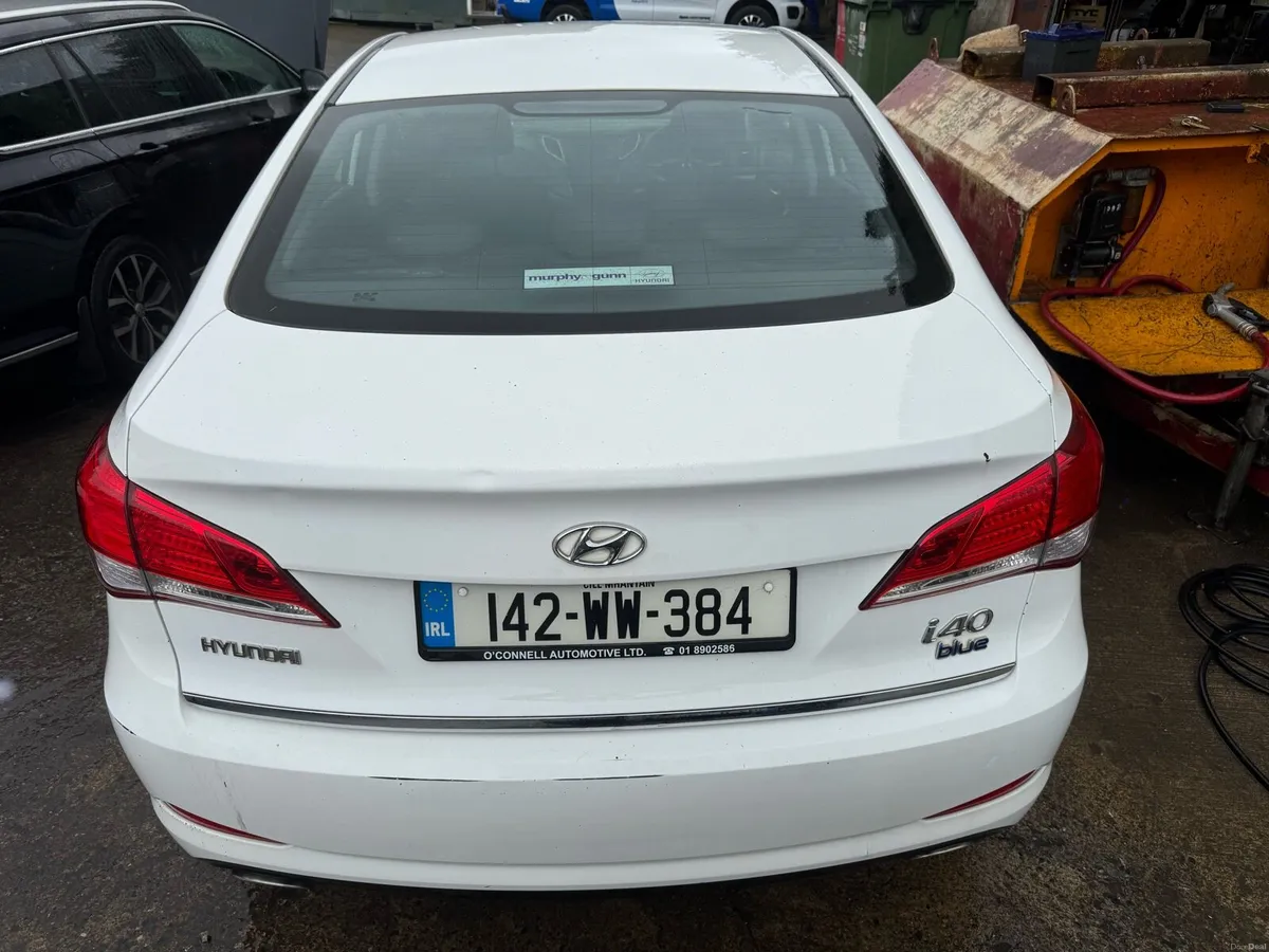 Hyundai i40 blue drive - Image 3