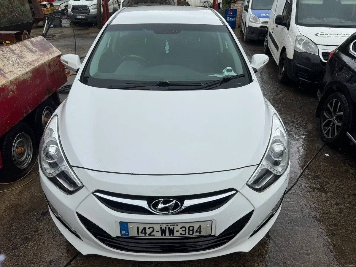 Hyundai i40 blue drive - Image 5