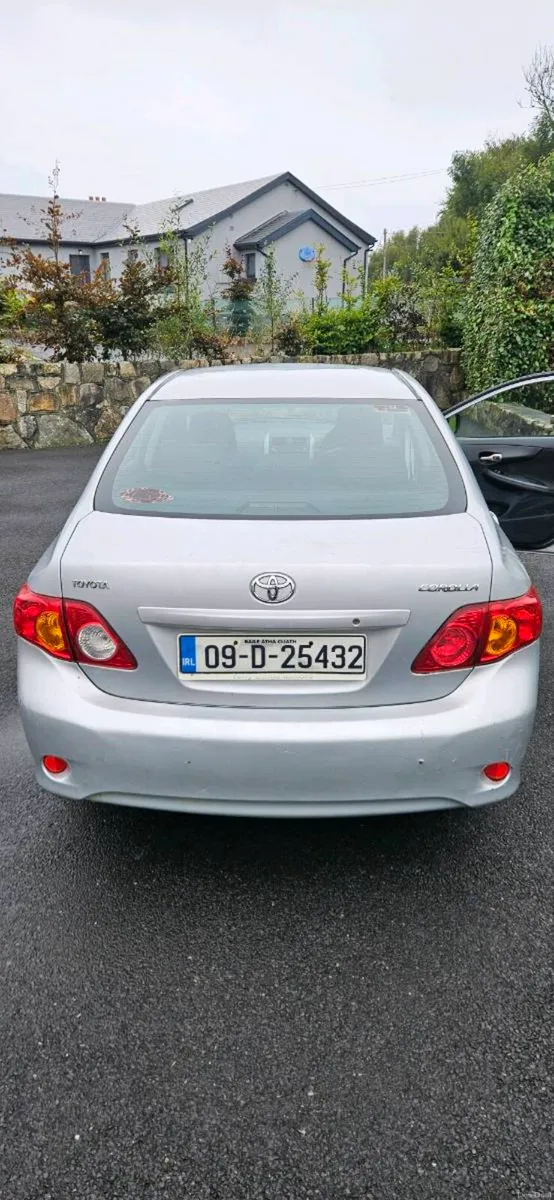 Toyota corolla - Image 3