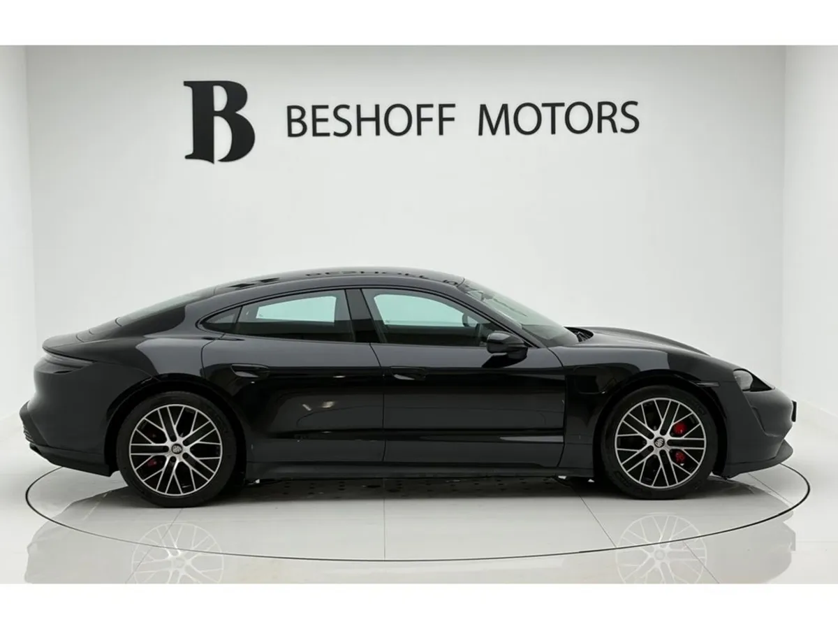 Porsche Taycan 4S=HUGE SPEC//PAN ROOF//232 REG=FUL - Image 6