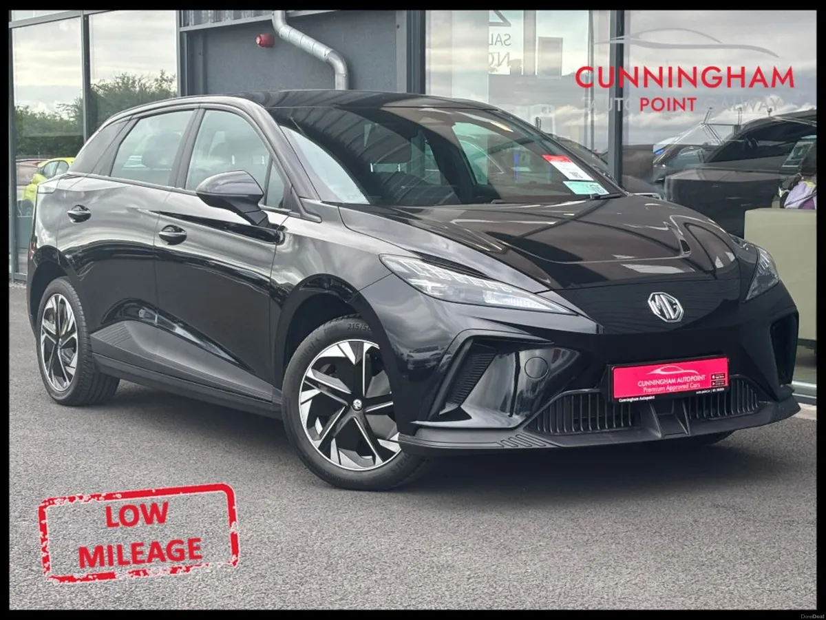 MG 4 Excite 51kWh Auto - Image 1
