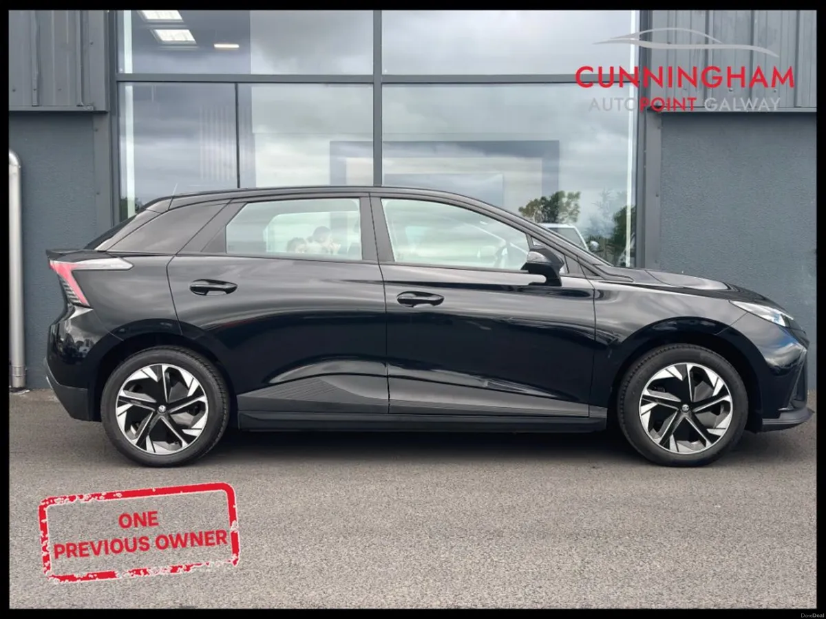 MG 4 Excite 51kWh Auto - Image 2