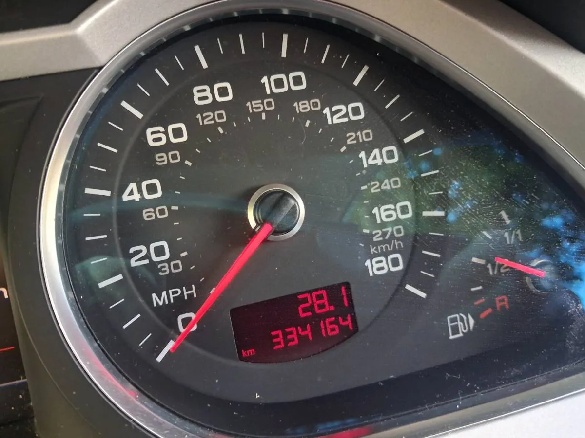 CAR 6 SPEED  MANUAL - Image 6
