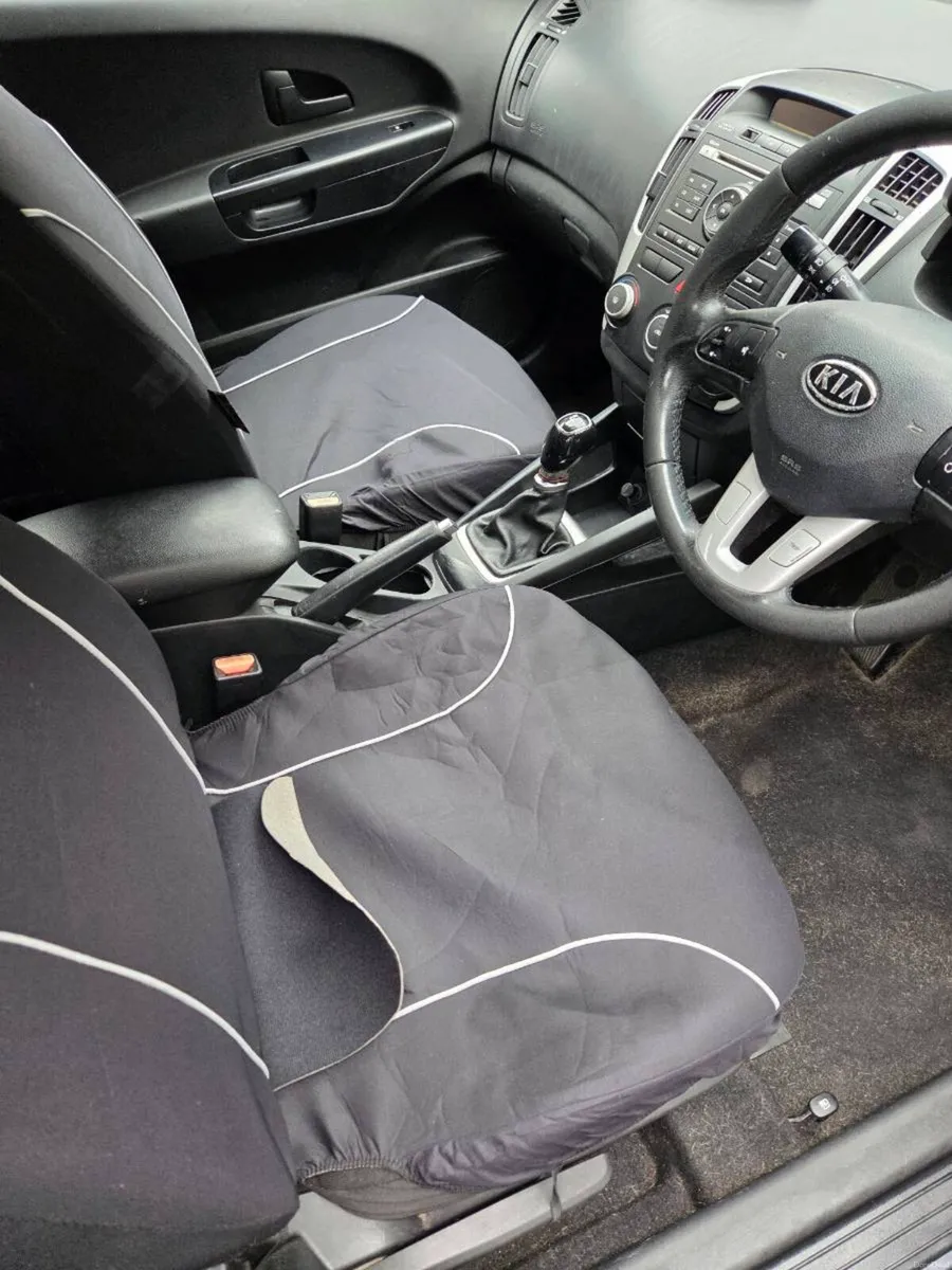 Kia Ceed Estate - Image 3