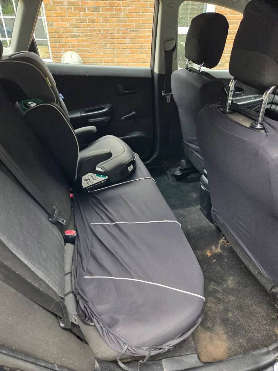 Kia Ceed Estate - Image 4