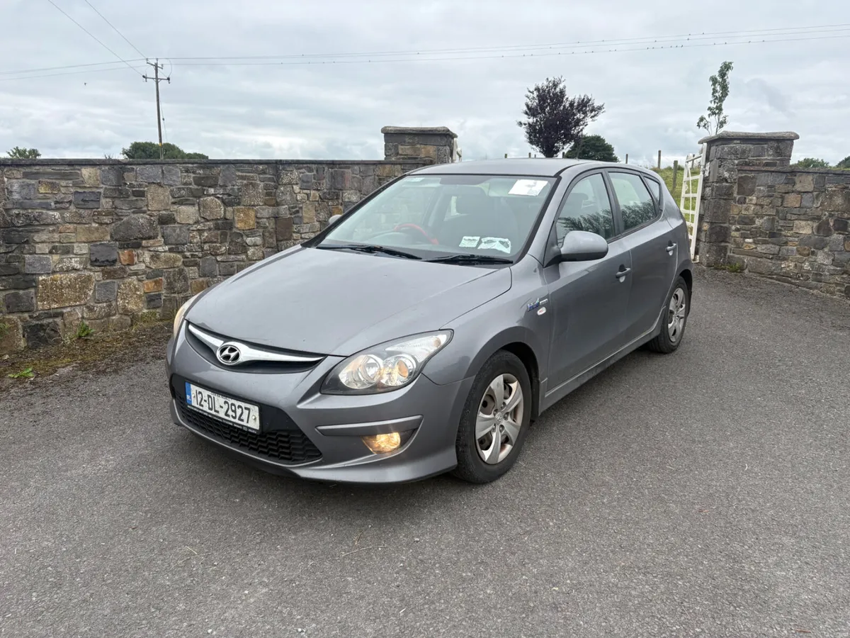 Hyundai i30 2012 - Image 2