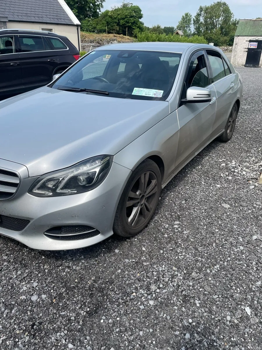 Mercedes Benz E220 cdi - Image 1