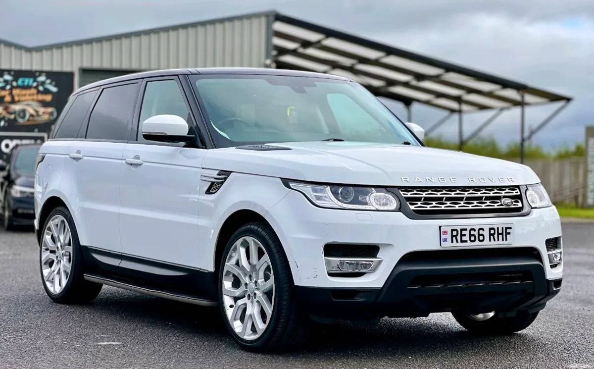 Range Rover Sport - Image 1