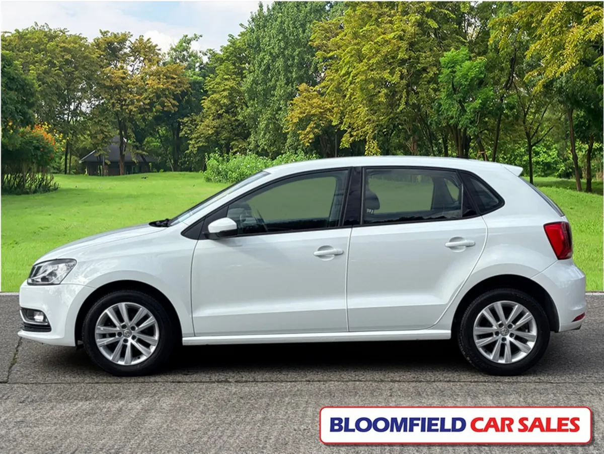 Volkswagen Polo 1.2 COMFORTLINE , AUTO // LOW MILE - Image 4