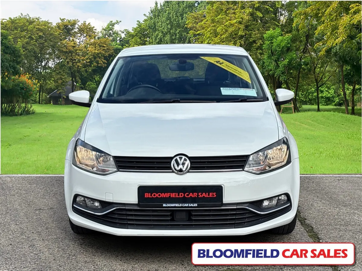 Volkswagen Polo 1.2 COMFORTLINE , AUTO // LOW MILE - Image 2
