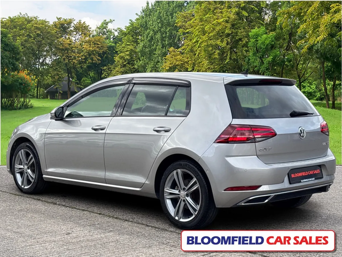 Volkswagen Golf 2.0TDI MEISTER , AUTO // LOW MILEA - Image 5