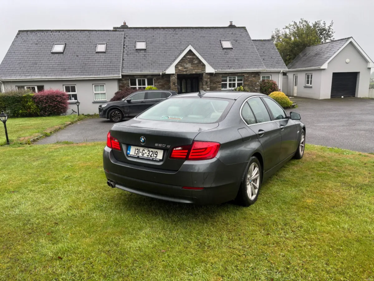 BMW 5-Series D F10 EFFICIENT DYNAMICS 4 4DR - Image 5