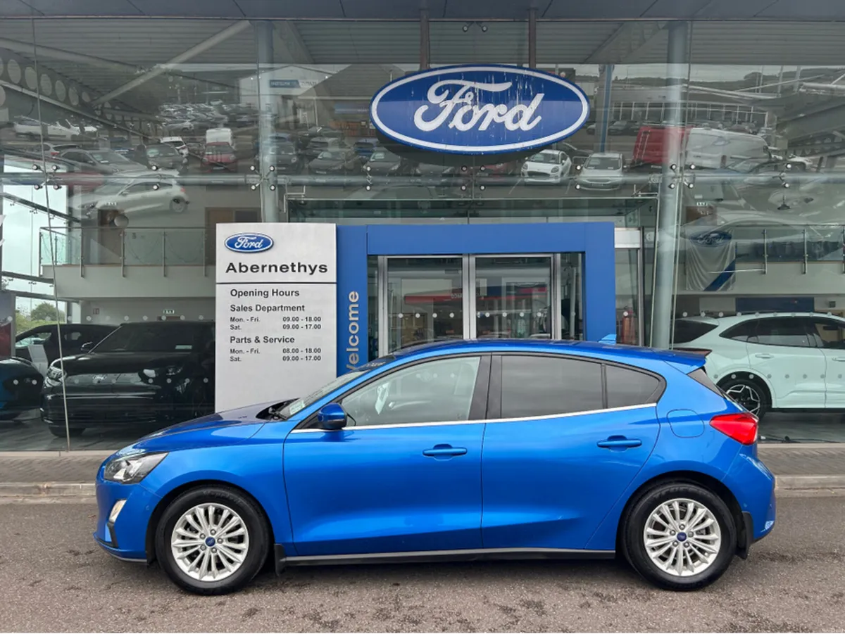 Ford Focus TITANIUM EDITION 5DR 1.0T125 MHEV - Image 1